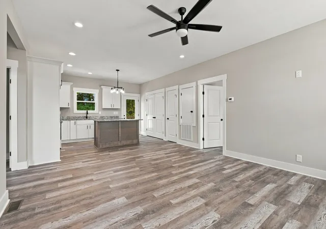 Photo 4 of Single family home for sale at 106 Shoal Creek Rd, Leoma, TN 38468 | MLS# 3528718 | Listing updated on 2026-10-05