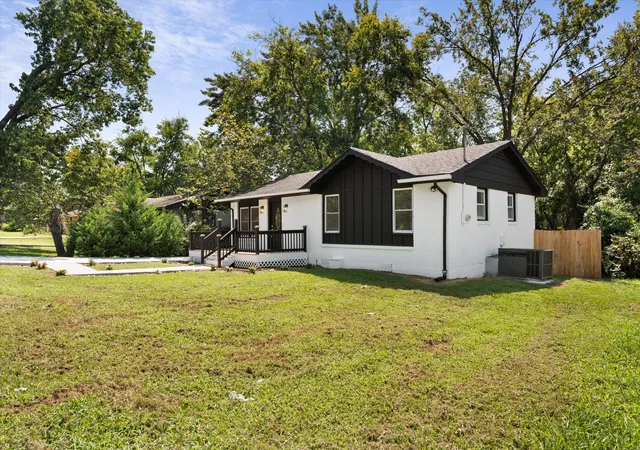 Photo 1 of Single family home for sale at 2503 Allenwood Dr, Nashville, TN 37207 | MLS# 3528945 | Listing updated on 2026-09-05