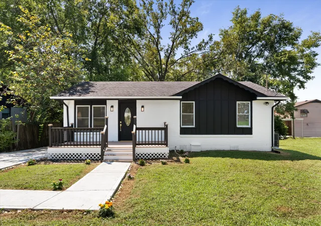 Photo 3 of Single family home for sale at 2503 Allenwood Dr, Nashville, TN 37207 | MLS# 3528945 | Listing updated on 2026-09-05
