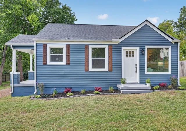 Photo 1 of Single family home for sale at 2618 Woodyhill Dr, Nashville, TN 37207 | MLS# 3528935 | Listing updated on 2026-09-22