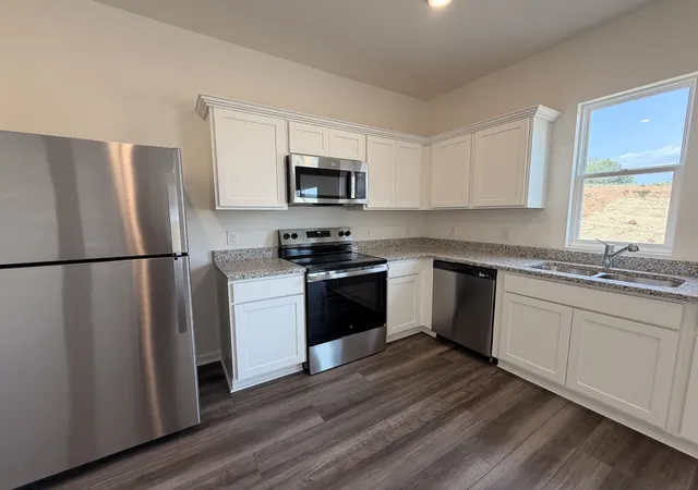Photo 4 of Sale Pending at 3530 Fellowship Rd, Columbia, TN 38401 | MLS# 3528770 | Listing updated on 2026-08-28
