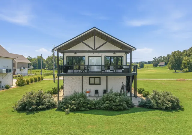 Photo 3 of Single family home for sale at 256 Fairway Villa Ln, Decaturville, TN 38329 | MLS# 3529068 | Listing updated on 2026-08-29