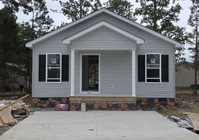 Photo 2 of Single family home for sale at 546 Highland Ln, Tullahoma, TN 37388 | MLS# 3528958 | Listing updated on 2026-09-24