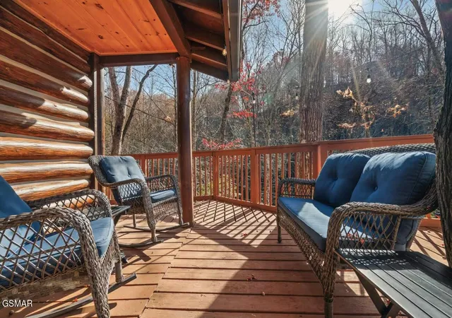 Photo 3 of Single family home for sale at 3847 Warden Branch Lane, Gatlinburg, TN 37738 | MLS# 3528900 | Listing updated on 2026-10-31