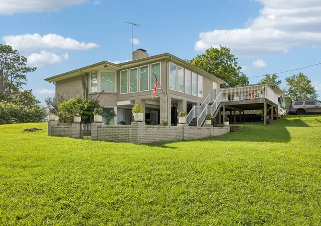 Photo 3 of Single family home for sale at 113 Knob Cir, Hendersonville, TN 37075 | MLS# 3528914 | Listing updated on 2026-09-02