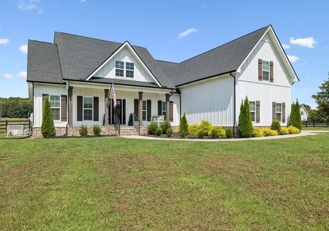 Photo 2 of Single family home for sale at 3443 E Jefferson Pike, Lascassas, TN 37085 | MLS# 3541266 | Listing updated on 2026-10-02