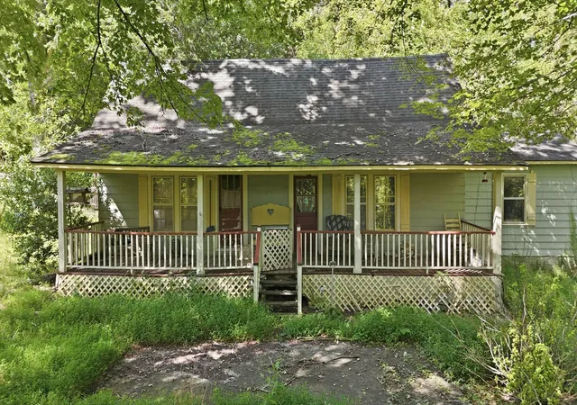 Photo 2 of Single family home for sale at 118 Crim Rd, Mc Minnville, TN 37110 | MLS# 3528969 | Listing updated on 2026-08-30