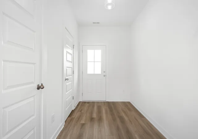 Photo 3 of Single family home for sale at 1972 Boger Dr, White House, TN 37188 | MLS# 3528990 | Listing updated on 2026-09-19