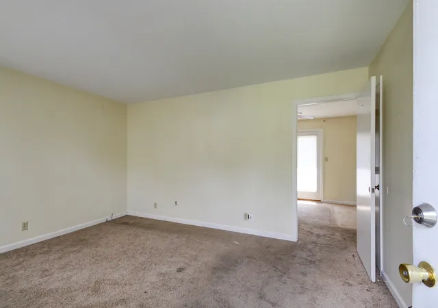 3rd image of 410 Bancroft Dr, Clarksville, TN 37042 | MLS# 3528993