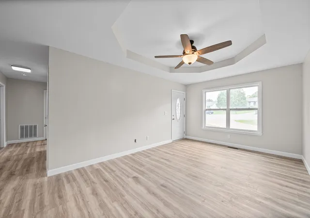 Photo 3 of Single family home for sale at 318 Ashley St, Oak Grove, KY 42262 | MLS# 3528980 | Listing updated on 2026-08-29