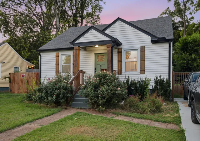 Photo 1 of Single family home for sale at 813 Chickasaw Ave, Nashville, TN 37207 | MLS# 3530060 | Listing updated on 2026-09-05