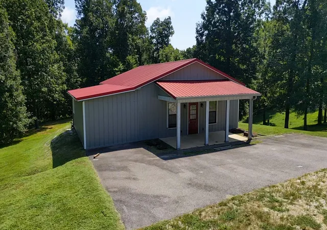 Photo 1 of Single family home for sale at 415 W Antioch Rd, Springville, TN 38256 | MLS# 3529009 | Listing updated on 2026-09-30
