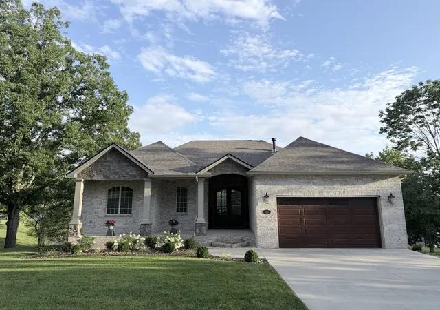 Photo 1 of Single family home for sale at 1018 Idlewild Dr, Sparta, TN 38583 | MLS# 3529017 | Listing updated on 2026-08-30
