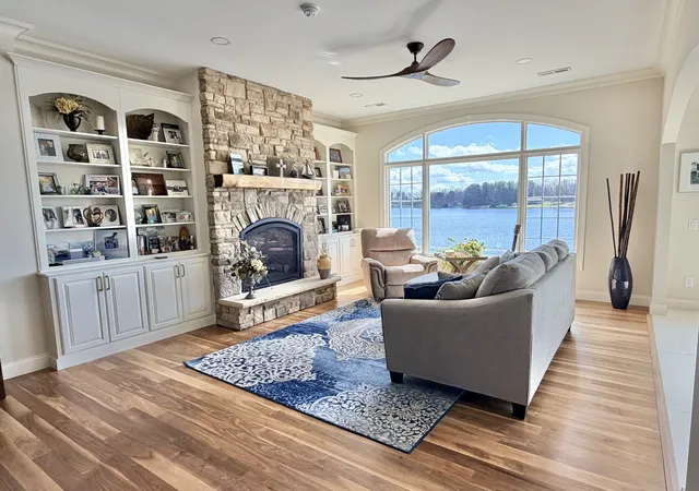 Photo 3 of Single family home for sale at 1018 Idlewild Dr, Sparta, TN 38583 | MLS# 3529017 | Listing updated on 2026-08-30