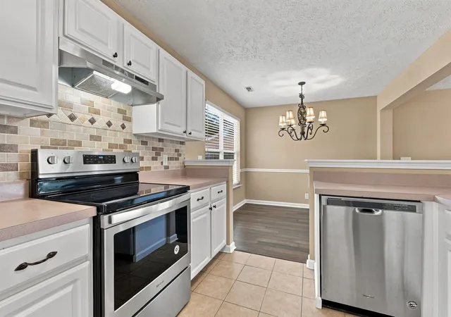 Photo 3 of Single family home for sale at 2316 Crescent Valley Pl, Hermitage, TN 37076 | MLS# 3541230 | Listing updated on 2026-09-04