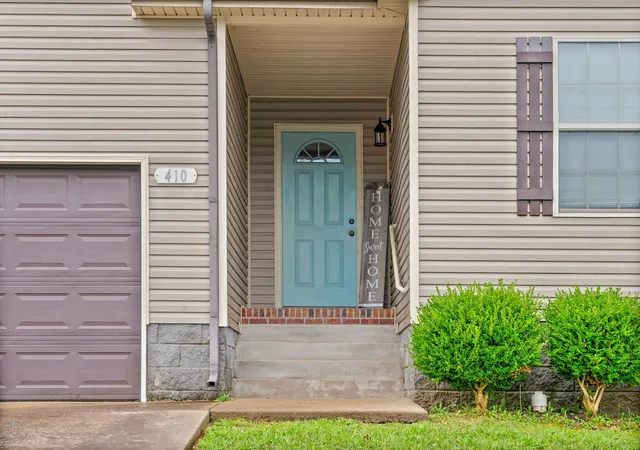 3rd image of 410 Zurich Ct, Clarksville, TN 37040 | MLS# 3529053