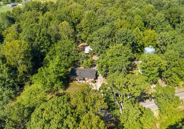 Photo 4 of Single family home for sale at 3770 Flatwoods Rd, Camden, TN 38320 | MLS# 3542404 | Listing updated on 2026-10-06