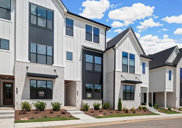 Photo 2 of Townhouse for sale at 2101 Conductor Ln, Thompsons Station, TN 37179 | MLS# 3530199 | Listing updated on 2026-09-02
