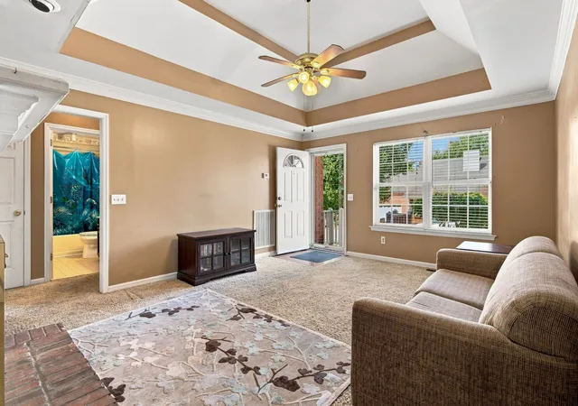 Photo 4 of Single family home for sale at 105 Clovercrest Dr, Hendersonville, TN 37075 | MLS# 3529904 | Listing updated on 2026-09-06