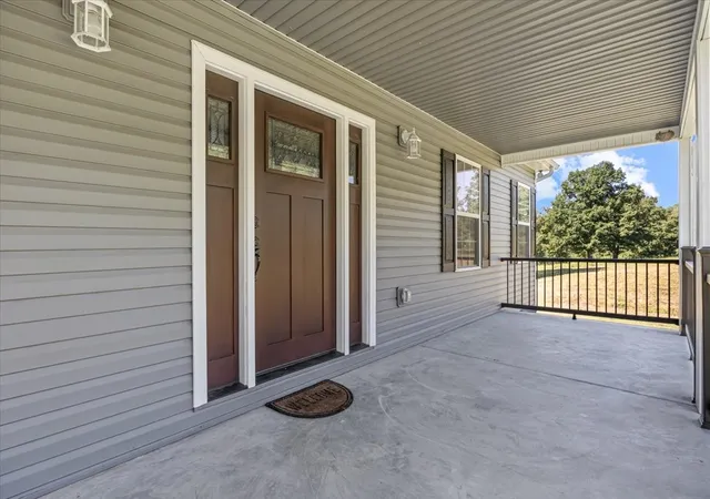 Photo 3 of Single family home for sale at 718 Darrell Rye Rd, Erin, TN 37061 | MLS# 3529131 | Listing updated on 2026-10-13
