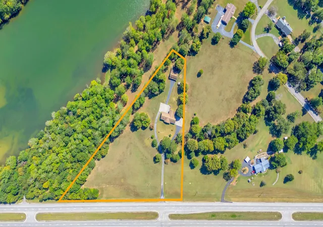 Single family home for sale at 8024 Highway 58, Harrison, TN 37341 | MLS# 3593518