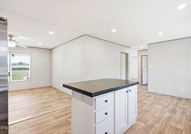 Photo 4 of Manufactured home for sale at 443 County Road 784A, Etowah, TN 37331 | MLS# 3529123 | Listing updated on 2026-08-30