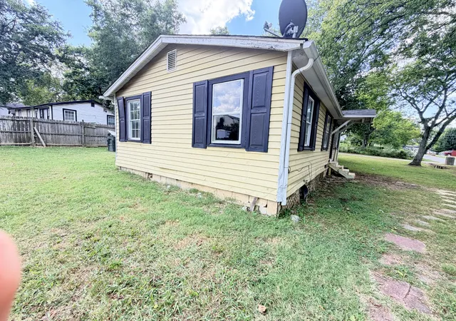 2nd image of 601 Demoss St, Gallatin, TN 37066 | MLS# 3529132