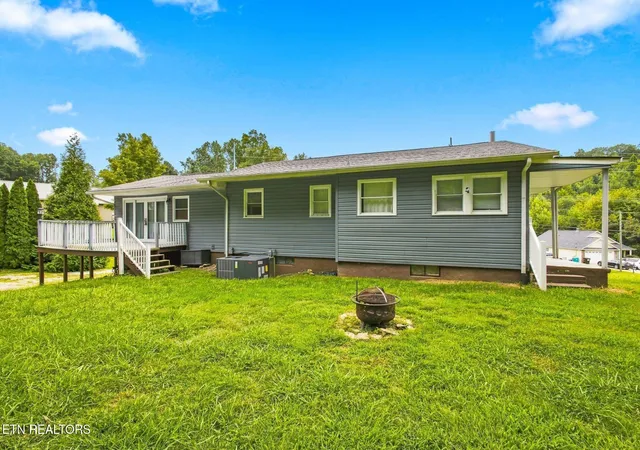 Photo 1 of Single family home for sale at 3032 Bakertown Rd, Knoxville, TN 37931 | MLS# 3615188 | Listing updated on 2026-10-08