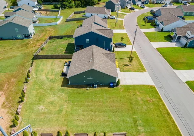 Photo 3 of Single family home for sale at 2205 Zeva Cir, Columbia, TN 38401 | MLS# 3592017 | Listing updated on 2026-10-06