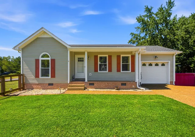 Photo 1 of Single family home for sale at 109 Bonnie Dr, Portland, TN 37148 | MLS# 3529633 | Listing updated on 2026-09-03