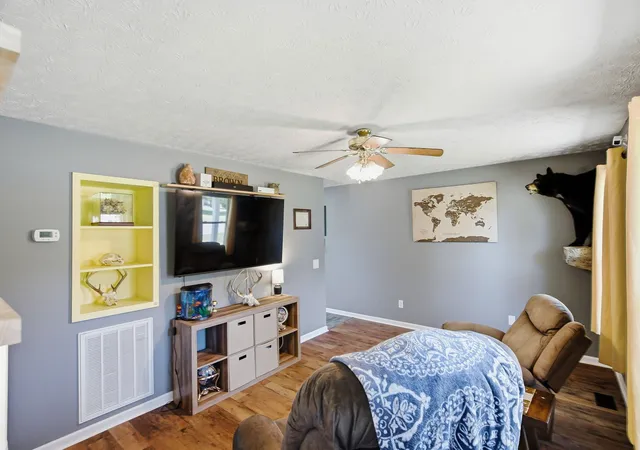 Photo 3 of Single family home for sale at 109 Bonnie Dr, Portland, TN 37148 | MLS# 3529633 | Listing updated on 2026-09-03
