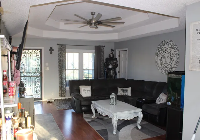 Photo 1 of Single family home for sale at 1310 Sonja Dr, Clarksville, TN 37042 | MLS# 3531687 | Listing updated on 2026-10-06