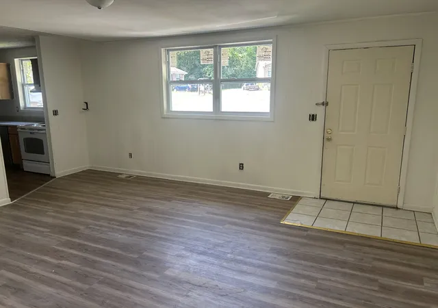 Photo 3 of Single family home for sale at 305 Norway Ct, Nashville, TN 37211 | MLS# 3529186 | Listing updated on 2026-09-17