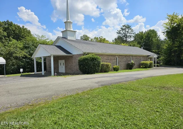 Photo 1 of Single family home for sale at 295 Shadden Rd, Tellico Plains, TN 37385 | MLS# 3529173 | Listing updated on 2026-09-13