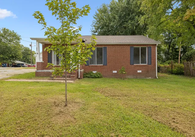 Photo 3 of Single family home for sale at 306 Smith Rd, Smithville, TN 37166 | MLS# 3529181 | Listing updated on 2026-08-30