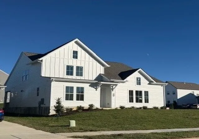 Photo 3 of Single family home for sale at 3057 Mallard Dr, Lebanon, TN 37090 | MLS# 3530815 | Listing updated on 2026-10-23
