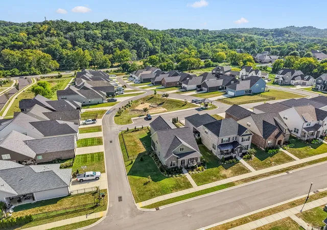Photo 57 of Single family home for sale at 102 Stonehaven Way, Hendersonville, TN 37075 | MLS# 3529488 | Listing updated on 2026-09-29