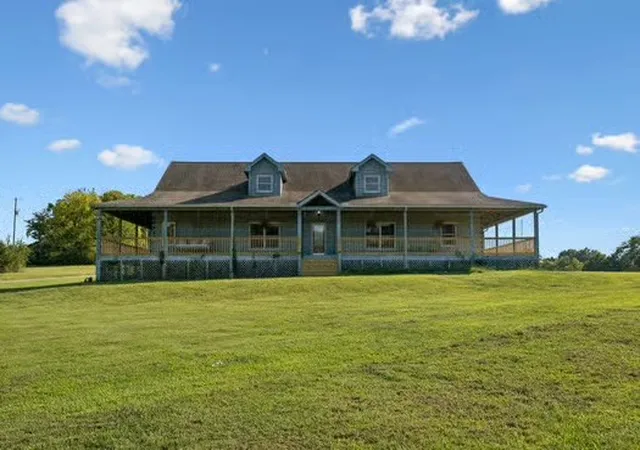 Photo 1 of Single family home for sale at 2118 Castelow Rd, Greenbrier, TN 37073 | MLS# 3538385 | Listing updated on 2026-09-03