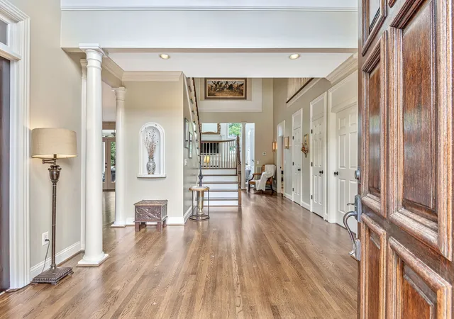 Photo 3 of Single family home for sale at 749 Adkisson Ln, Nashville, TN 37205 | MLS# 3543134 | Listing updated on 2026-09-19