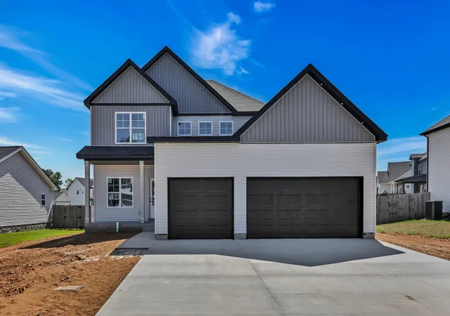 Photo 1 of Single family home for sale at 130 Monaghan Dr, Clarksville, TN 37042 | MLS# 3544477 | Listing updated on 2026-09-19