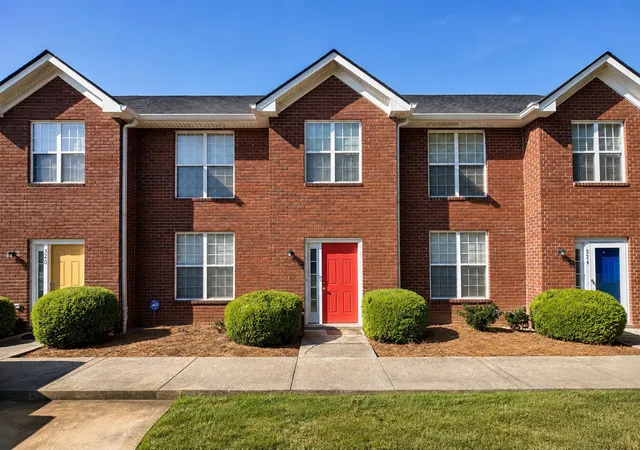 Photo 2 of Townhouse for sale at 522 South 1st St, Clarksville, TN 37040 | MLS# 3529938 | Listing updated on 2026-09-08