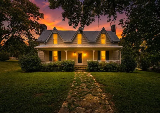 Photo 1 of Single family home for sale at 4923 Blue Crk Rd, Lynnville, TN 38472 | MLS# 3545392 | Listing updated on 2026-09-21