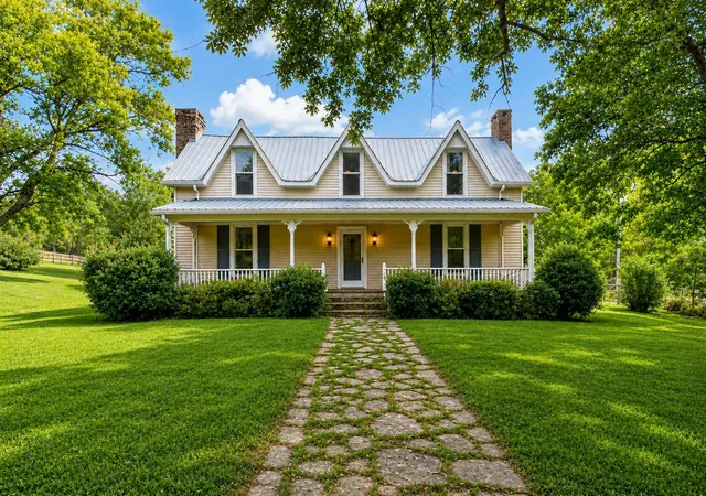Photo 2 of Single family home for sale at 4923 Blue Crk Rd, Lynnville, TN 38472 | MLS# 3545392 | Listing updated on 2026-09-21