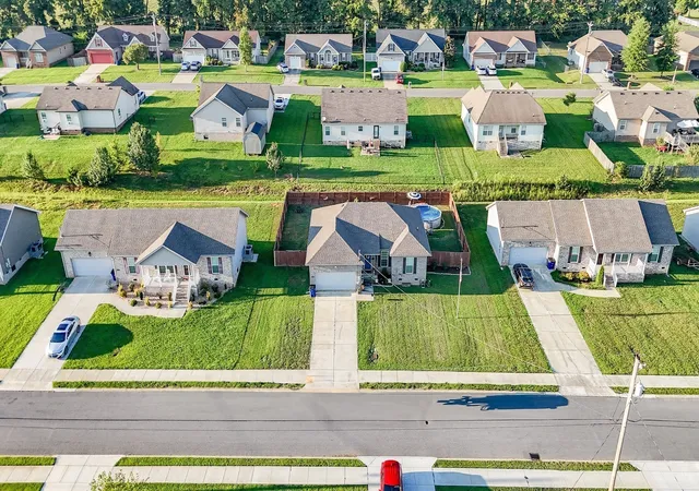 Photo 3 of Single family home for sale at 112 August Way, Shelbyville, TN 37160 | MLS# 3542661 | Listing updated on 2026-09-05