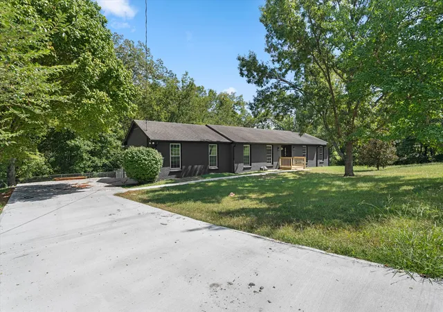 Photo 2 of Single family home for sale at 648 Gaylemore Dr, Goodlettsville, TN 37072 | MLS# 3529267 | Listing updated on 2026-09-26