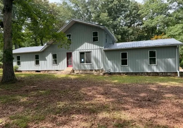 Single family home for sale at 761 Carole Anne Dr, Woodbury, TN 37190 | MLS# 3529356
