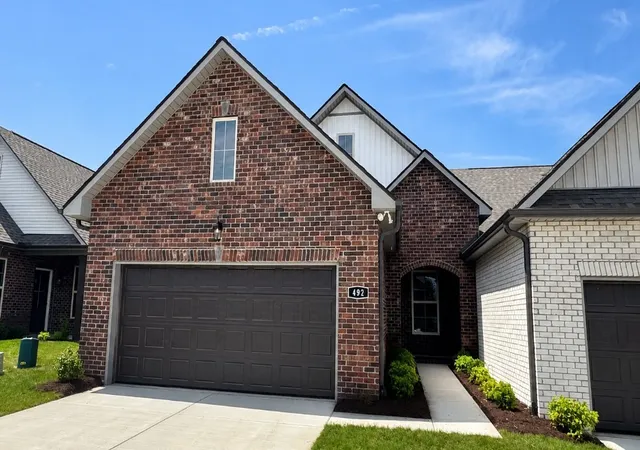 Photo 1 of Townhouse for sale at 492 W Foxrun, Springfield, TN 37172 | MLS# 3530694 | Listing updated on 2026-09-26