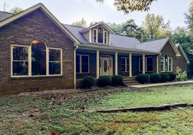 Photo 2 of Single family home for sale at 1006 Clearview Pt, Cottontown, TN 37048 | MLS# 3529330 | Listing updated on 2026-10-05