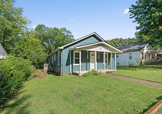 Photo 1 of Single family home for sale at 1825 Clemmer St Ne, Cleveland, TN 37311 | MLS# 3530006 | Listing updated on 2026-09-22