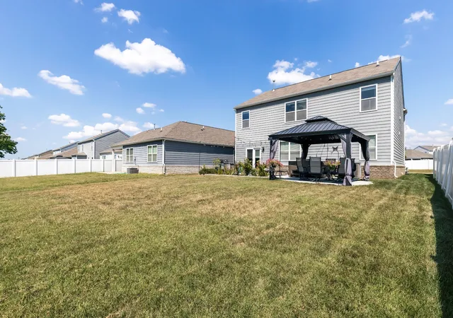 Photo 4 of Single family home for sale at 7267 Sunny Parks Dr, White House, TN 37188 | MLS# 3541219 | Listing updated on 2026-09-06